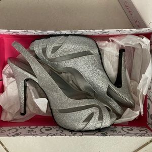 Lulu Townsend Silver LT Natasha heels